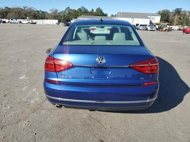 2016 Volkswagen Passat SE