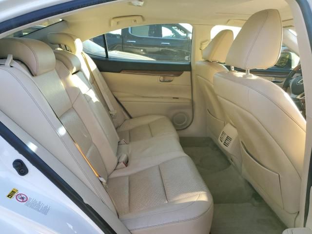 2013 Lexus ES 300H