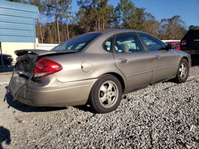 2005 Ford Taurus SE