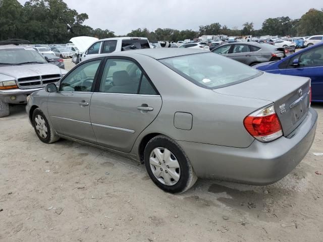 2005 Toyota Camry LE