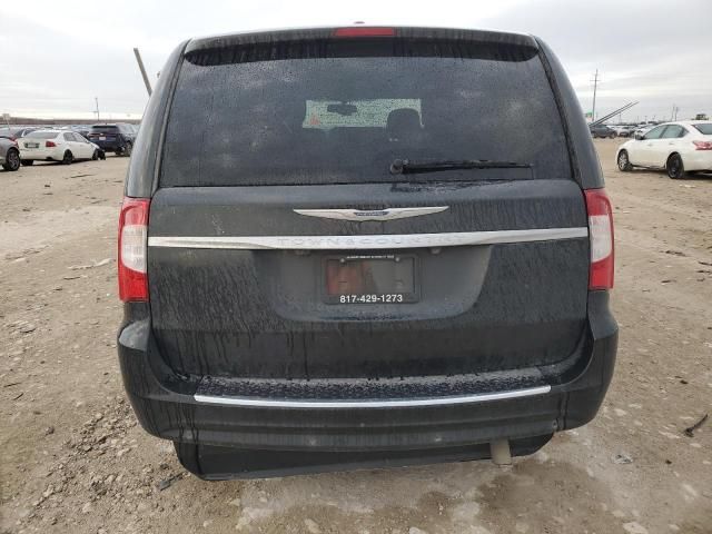 2012 Chrysler Town & Country Touring