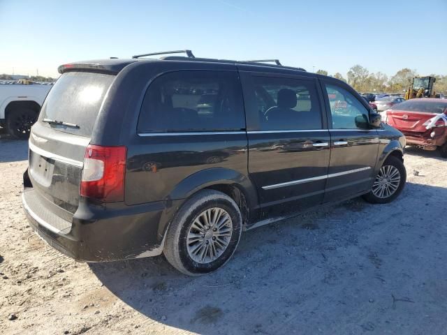 2015 Chrysler Town & Country Touring L