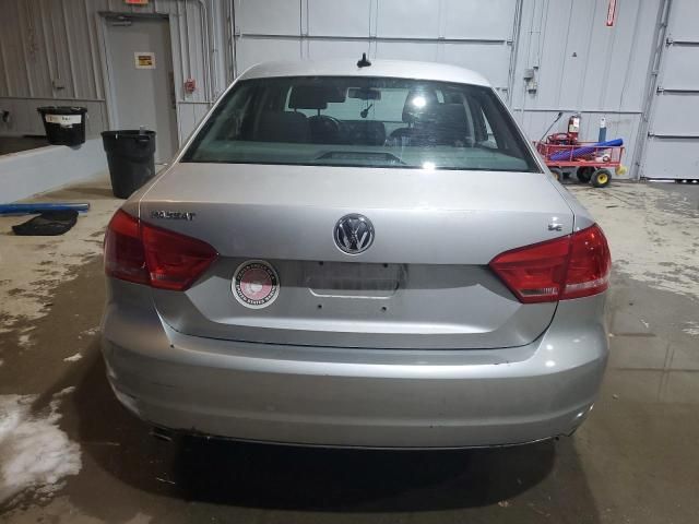 2013 Volkswagen Passat SE