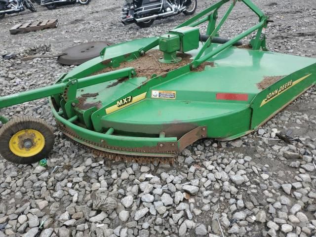 2005 John Deere MX7