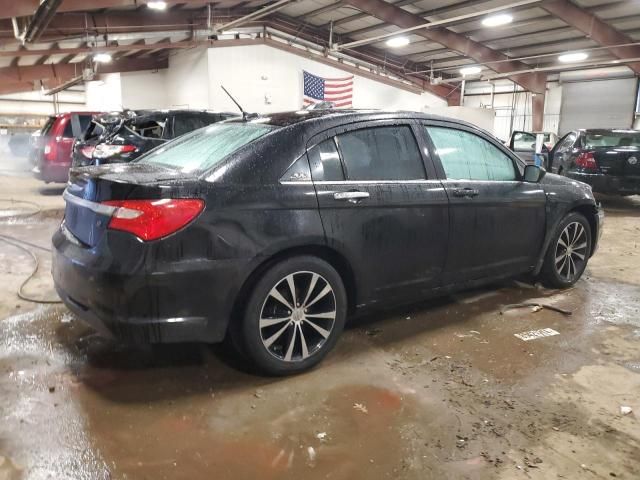 2014 Chrysler 200 Touring