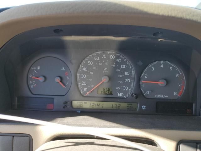 2000 Volvo S70