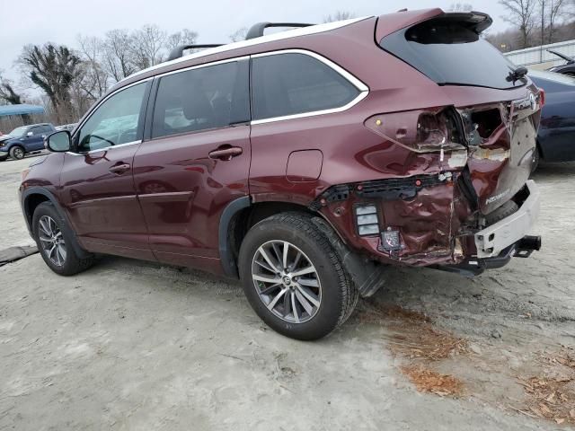 2017 Toyota Highlander SE