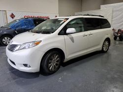 Toyota Sienna xle Vehiculos salvage en venta: 2012 Toyota Sienna XLE