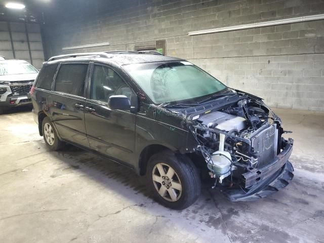 2008 Toyota Sienna CE