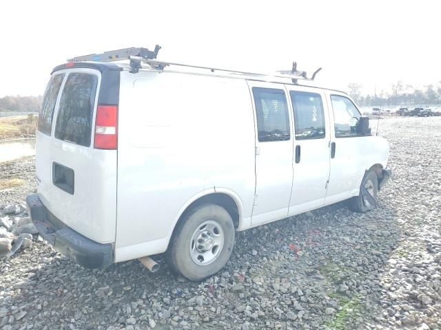 2022 Chevrolet Express G2500