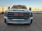 2024 GMC Sierra K2500 SLE