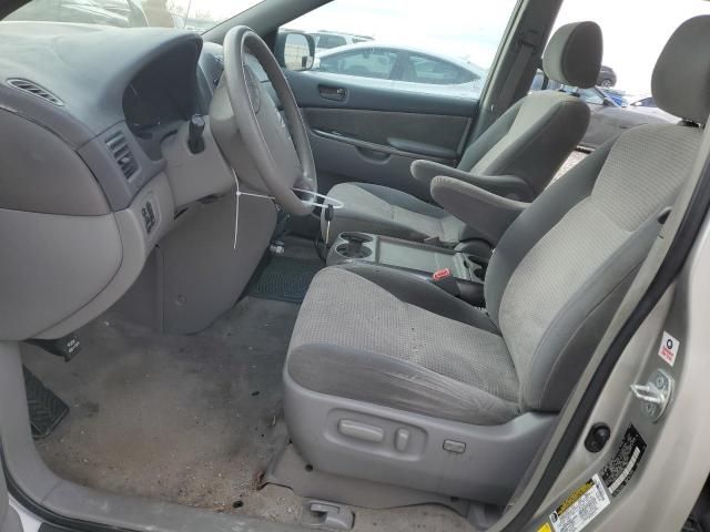 2006 Toyota Sienna CE