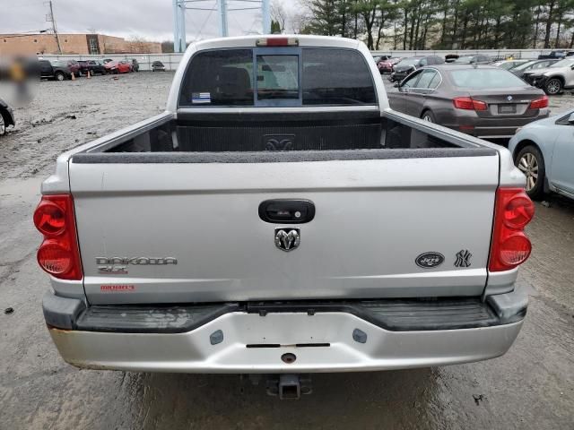 2007 Dodge Dakota Quad SLT