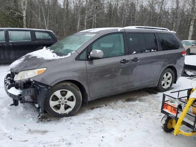 2011 Toyota Sienna