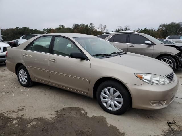 2005 Toyota Camry LE