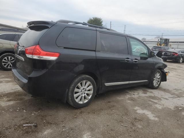 2013 Toyota Sienna XLE