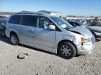 2009 Chrysler Town & Country Touring