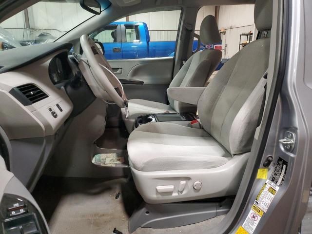 2012 Toyota Sienna LE