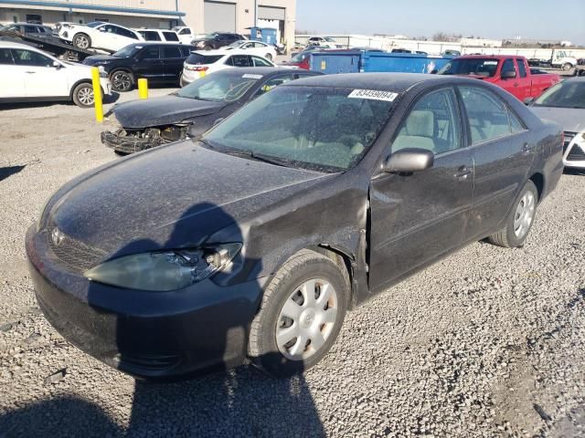 2004 Toyota Camry LE