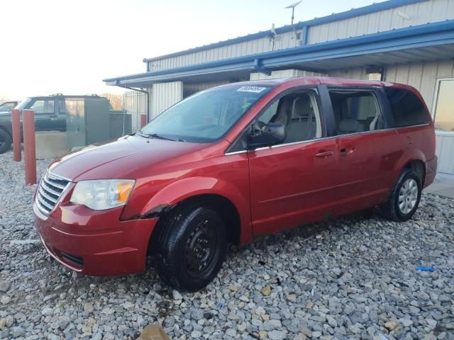 2010 Chrysler Town & Country LX