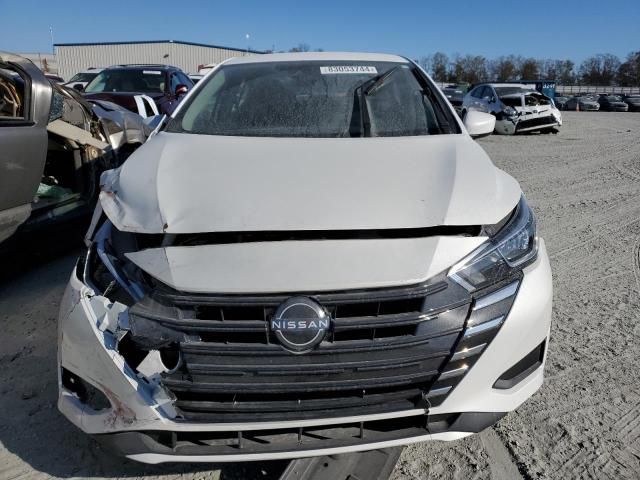 2022 Nissan Versa SV