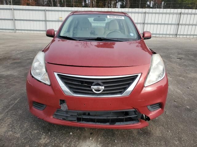 2013 Nissan Versa S