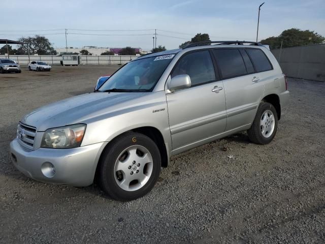 2004 Toyota Highlander Base