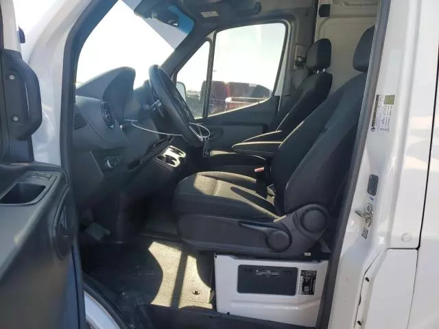 2021 Mercedes-Benz Sprinter 2500