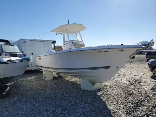 2019 Pursuit Boat