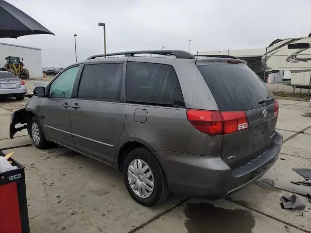 2005 Toyota Sienna CE