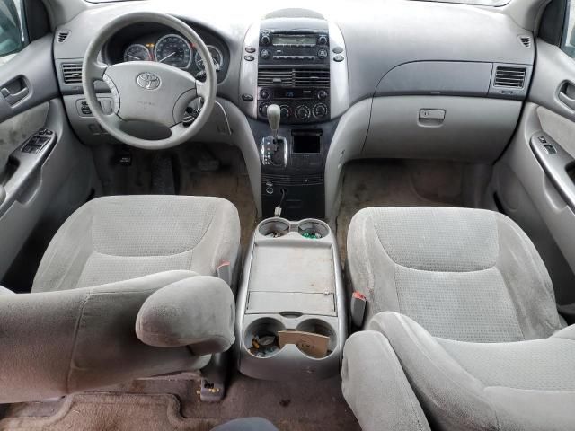 2006 Toyota Sienna CE