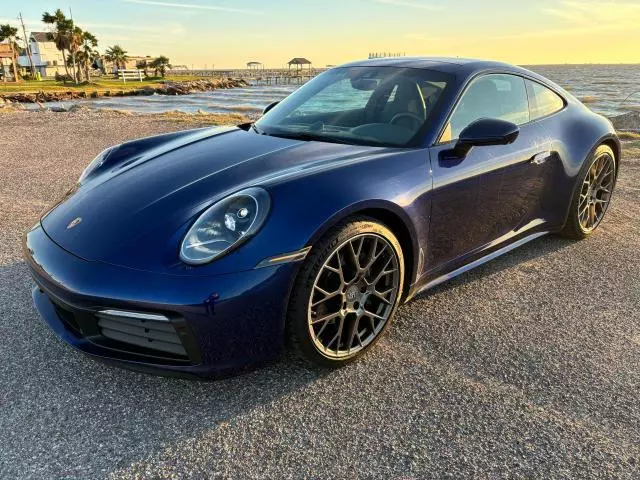 2021 Porsche 911 Carrera