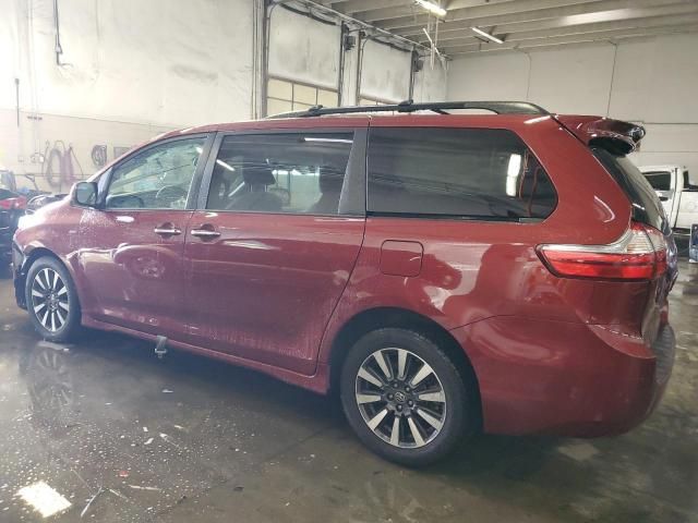 2019 Toyota Sienna XLE