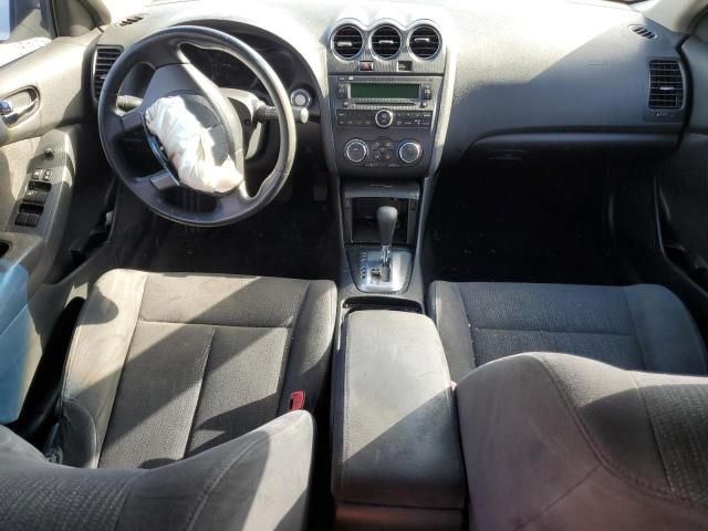 2010 Nissan Altima Base