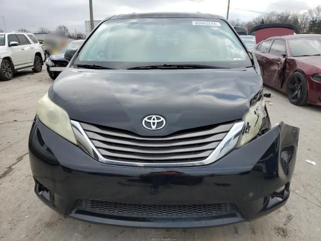 2011 Toyota Sienna XLE