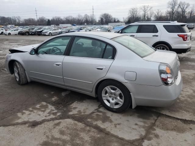 2004 Nissan Altima Base