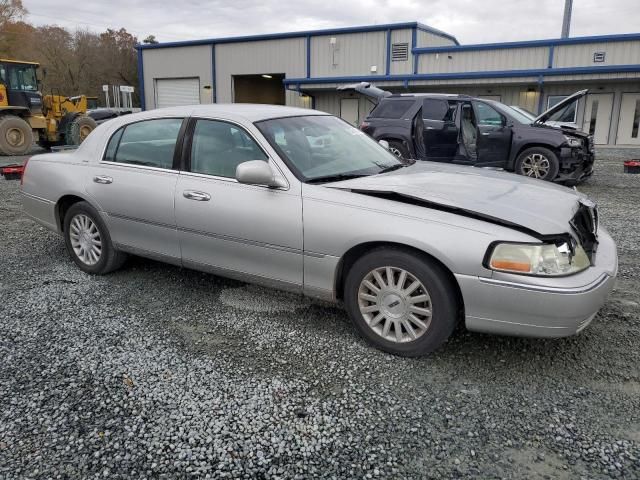 2004 Lincoln Town Car Ultimate