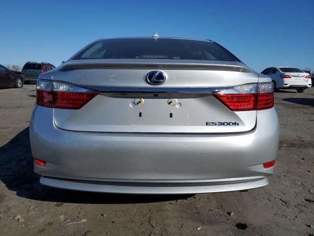 2014 Lexus ES 300H