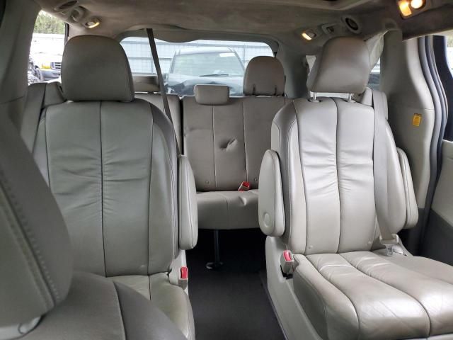 2011 Toyota Sienna XLE