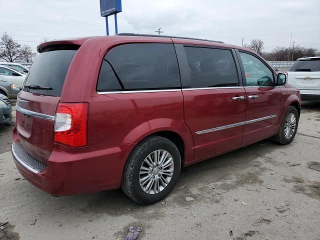 2015 Chrysler Town & Country Touring L