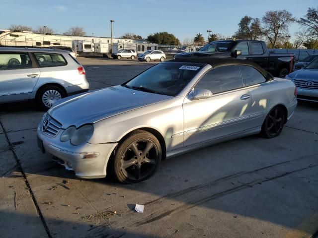 2005 Mercedes-Benz CLK 320