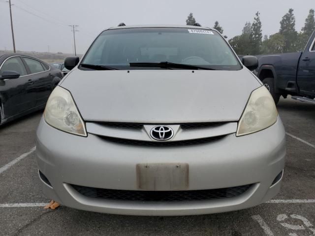 2009 Toyota Sienna CE