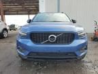 2019 Volvo XC40 T5 Momentum