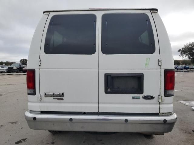 2011 Ford Econoline E350 Super Duty Wagon