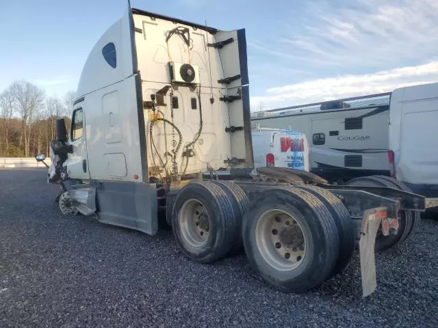 2016 Freightliner Cascadia 125