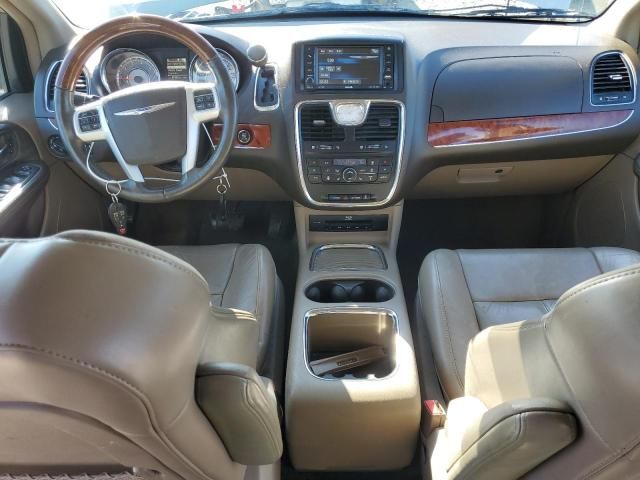 2014 Chrysler Town & Country Limited