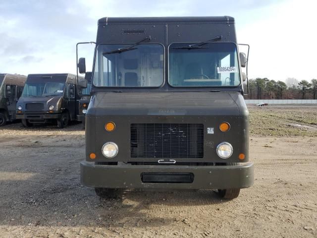 2009 Freightliner Chassis M Line WALK-IN Van