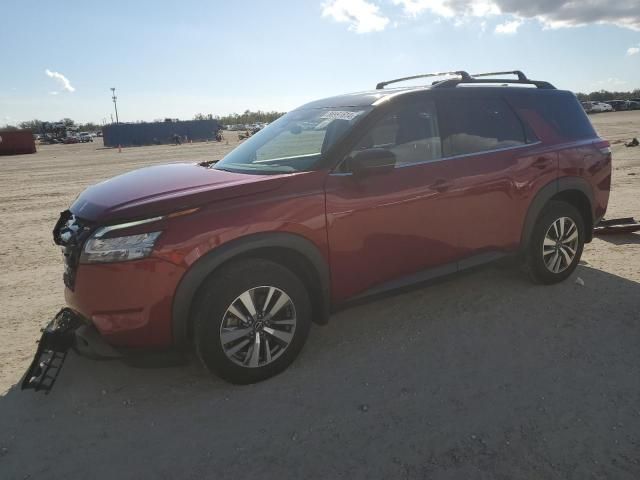 2023 Nissan Pathfinder SL