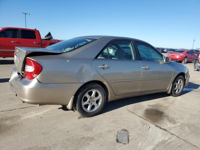 2004 Toyota Camry LE