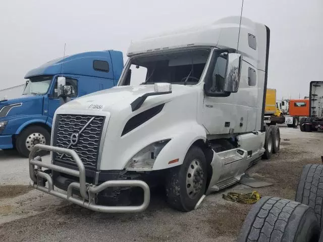 2024 Volvo VN VNL